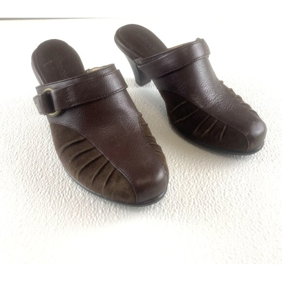 Softspots Womens 6M Brown Suede Leather Mules W Ruched Detailing & Buckle - Picture 1 of 13